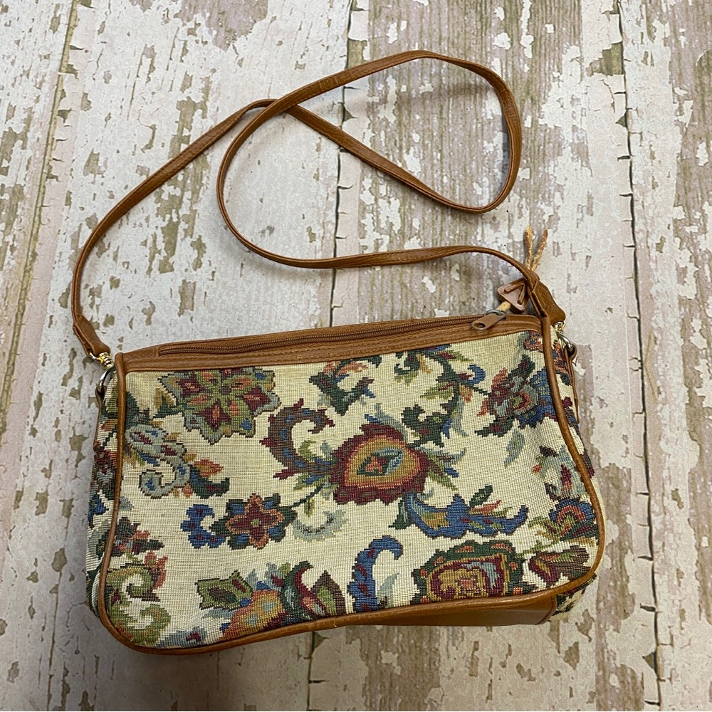 Rare Vintage Valerie Barad Needlepoint Pocket Bag Floral Handbag Purse Crossbody
